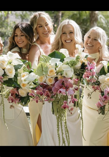 Kayt & Phillip’s wedding at Eden Gardens was pure ✨magic✨ Our stunning blonde bombshell bride got ready in the storybook cottage suite surrounded by laughter, love, and a little glam magic from Jazmin 💄✨ Eden Gardens is the dreamiest hidden gem — ponds, twinkle lights, and lush greenery that make every photo look straight out of a movie 🌿🎥 Hair & Makeup: Jazmin Planner: Velvet Alley Events Photo/Video: Amari Productions #edengardenswedding #edengardens #moorparkwedding #venturacountywedding #