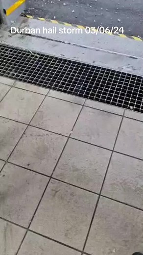Hail storm Durban #durbanweather #hailstorm