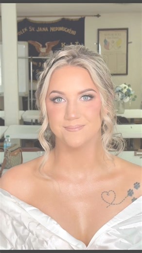 22 reactions · 3 comments | Christina My beautiful bride from yesterday’s wedding. Full glam and absolutely radiant.凉懶✨ • • • #southtxmua #southtxmua #bridalmakeup | Faces By Emmi | Facebook