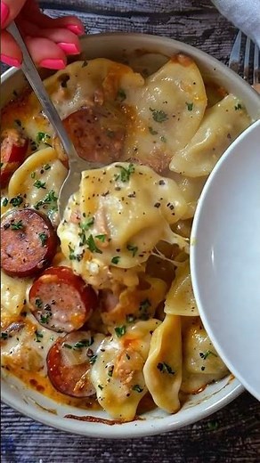 Creamy Sausage Tortellini Skillet #comfortfood #easydinner #homemade #dinnerideas