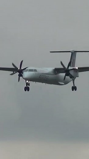 How Aircraft Propellers Rotate #shorts