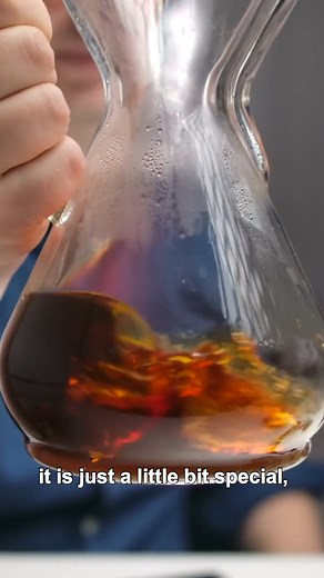 The Chemex has its ups and downs, but none of us can deny it looks great, and it does a great job too. Here’s how to make the most of yours. | James Hoffmann