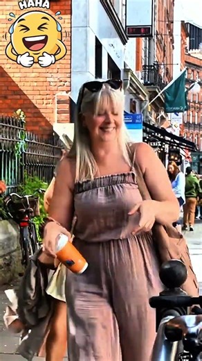 Scariest Bushman Prank Ever! 🌿👀 #bushmanprank #prank #prankvideo #funnyprank #fun #trendingshorts