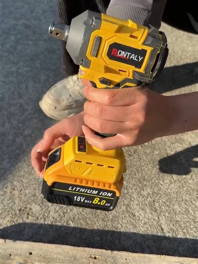 Electric Window Cleaner with 30% New Year Discount