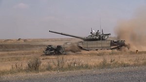 How to recognize T-72 variants. T-72 Spotter's Guide