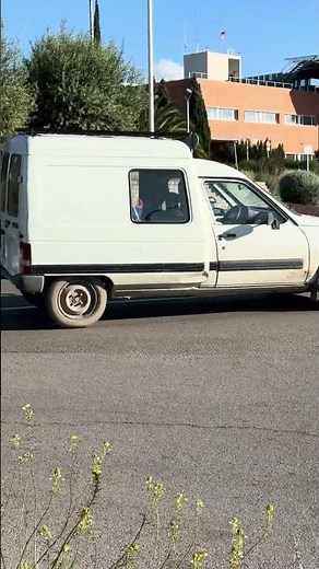 💪 La Citroën C15 que nunca se rendía 😳🔥