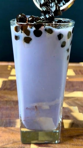 How To Make Taro Milk Tea With Boba In Seconds #asmr #boba #bubbletea