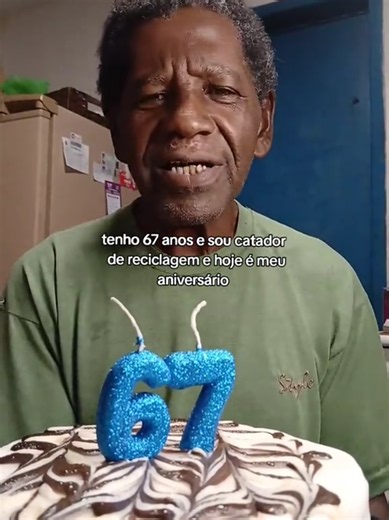 Tenho 67 anos e sou catador de reciclagem — minha rotina de aniversário