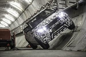 Land Rover confirme le lancement du Range Rover Evoque cabriolet en vidéo