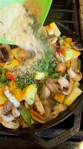 Korean Beef With Veggies! Easy 30 minute meal #30minutemeal #30minuterecipes #glutenfree