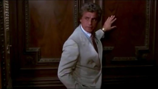 🎥 Scene from the 1988 comedy “Big Business” starring Bette Midler with costar Michele Placido. “Eurotrash” 🕶️ | Bette Midler: Still Divine