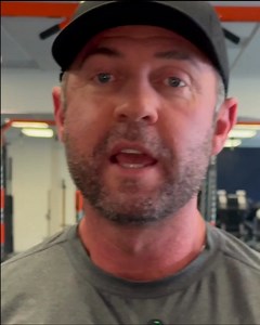 HERE’S THE DEAL NEWPORT/IRVINE: WE ARE OPENING OUR DOORS TO THE FIRST 8 WOMEN 40 WHO WANT TO GET A JUMPSTART ON TRANSFORMING THEIR QUALITY OF LIFE AND BODY BEFORE THE END OF THE YEAR You get a life-changing tune up… We get to do what we love… It’s a win-win. 🏆-🏆-🏆 Here is what you get for the next 90 days in our Joint Strength Reboot… PRIVATE COACHING: 20 years of experience curated to aging adults to provide NEW tactical solutions unique to your needs and goals SMALL GROUP WORKOUTS: Small gr