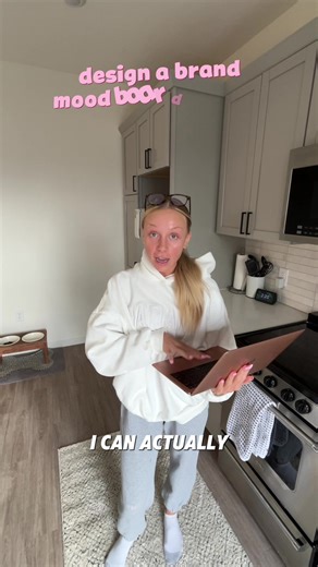 elles.melss (@elles.mells)’s videos with Everybody Wants To Rule The World X Electric Love - darcy stokes