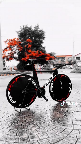 Felt Full Carbon Fixed Gear Bike Review