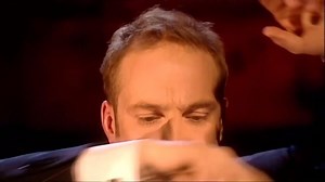 Derren uses his memory to find where members of the audience live. | Derren Brown