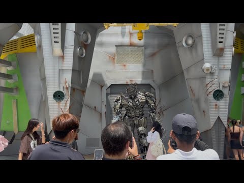 Meet & Greet Megatron | Sci-Fi City @ Universal Studios Singapore