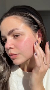 🪩 WINTER SPOILER 🪩 Radiant skin is one thing you won't need to ask Santa for this season. The TULA Skincare's 24-7 ultra hydration Triple-Hydra™ Complex Day & Night Serum in your Winter box is a fave for good reason! - Delivers a deep, lasting “gulp of moisture” to your skin with Triple-Hydra™ Complex for 24-hour hydration and instant plumping. - Tiny squalane-infused pearls burst on contact to smooth and soften skin, making your routine feel like a spa moment. - Light enough for AM or PM, pow