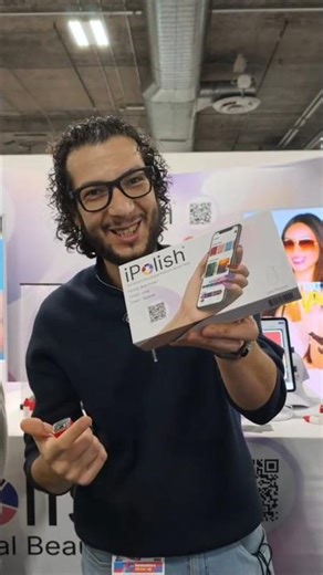 1 Second Me Nails Colour Change || Dekho Amezing || #viral #facts