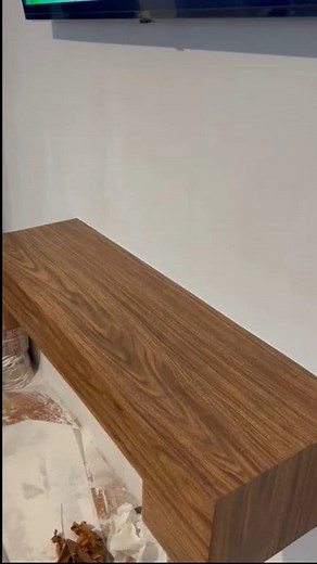 Repisa de tablaroca forrada con vinil #moreliamichoacan #CRAD #vinil #Tablaroca #construcciones #diseñointerior #madera | Jaime Gonzalez | Facebook