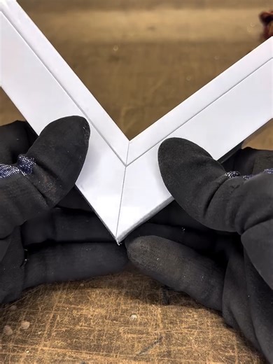 Discover a smart and efficient Aluminium Box Bar Frame Making Trick!#Aluminium #BoxBar #JointWork #AluminiumWork #Fabrication