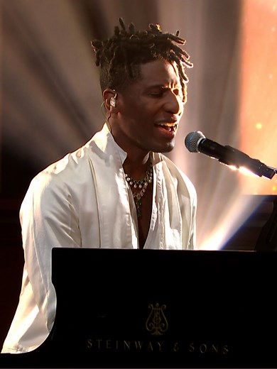 Jon Batiste's Enchanting Performance of 'Butterfly'