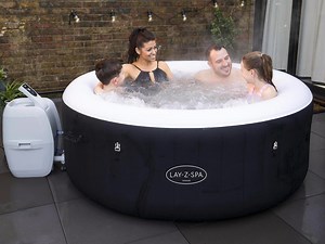 The Benefits Of A Bestway Inflatable Spa - Bunnings New Zealand