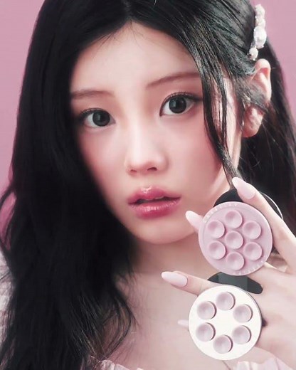 CASETiFY 發布全新 Snappy™ 一貼即合系列：ILLIT 成員 WONHEE 領銜演繹多功能科技生活美學