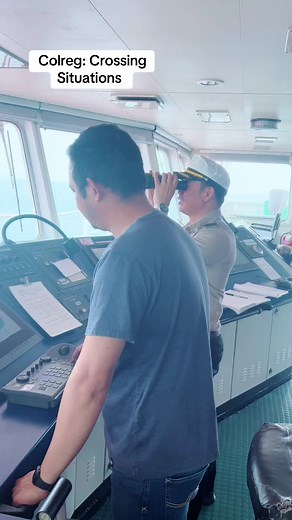 Remember, AIS data is not to be use for collision avoidance, l’m using AIS data in this video just to shout out sa mga followers na andyan sa barko na nabanggit sa video, wazzup guyz! #deckcadet⚓ #bsmarinetransportation⚓ #bsmt