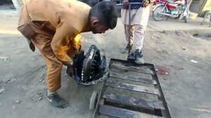 Amazing Restoration of Hino Truck Differential Gear