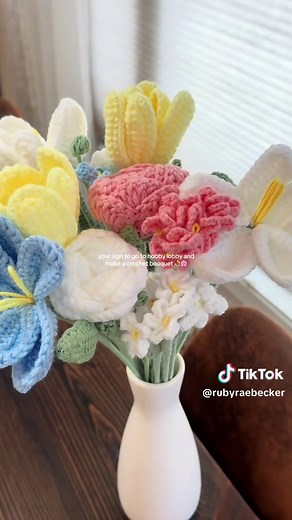 Create a Crochet Bouquet for Spring Birthdays