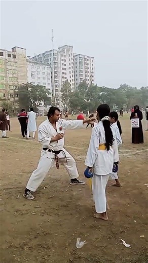 April 17, 2026The Art of Focus: Outdoor Martial Arts Training 🥋 #Shorts