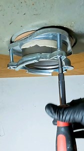 354K views · 1.9K reactions | Repiping a kitchen sink drain  In addition to replacing the garbage disposal and strainer, I had to add a vent to this setup since it was missing one for some reason #plumbing #plumber #contractor #fyp #diy #homerepair #plumero #handyman #reelsvideo | The Plumberlorian | Facebook