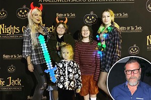 Tori Spelling & her kids celebrate Halloween 'family tradition' WITHOUT Dean