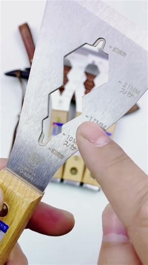 Ultimate Kitchen Shovel: Multi-Use Cleaning Tool with Extra-Thick Design