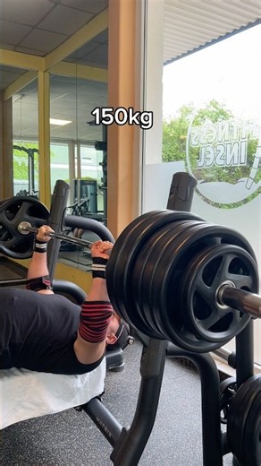 How Much Can I Bench Press?😳💪🏽 #BenchPress #Gym #Strength