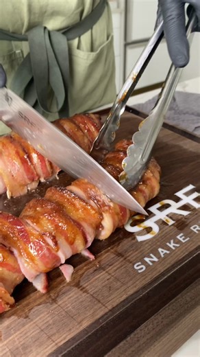 Easy enough to make on a weeknight, but sophisticated enough to serve at a dinner party! These bacon wrapped pork tenderloin is sure to impress!🥓 . . . . #meat #foodie #food #recipe #dinnerideas #delicious #pork #steaktiktok #bacon #fyp #popular