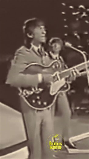 George Harrison absolutely owning the stage 1963 #beatles