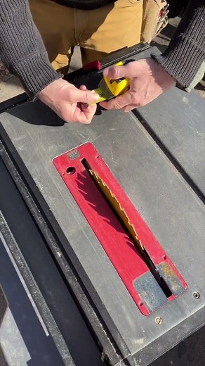 Table Saw Skill: How to set the table saw fence for accuracy