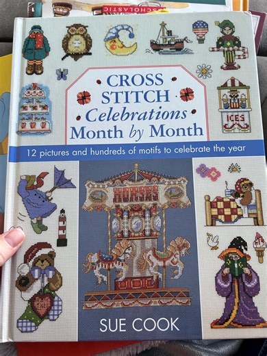 Horse Carousel Cross Stitch Pattern Book (multi-crafts)