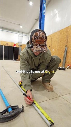 Learn how to bend a clean, accurate offset! #commercialelectrician #electrician #tools #diy #work