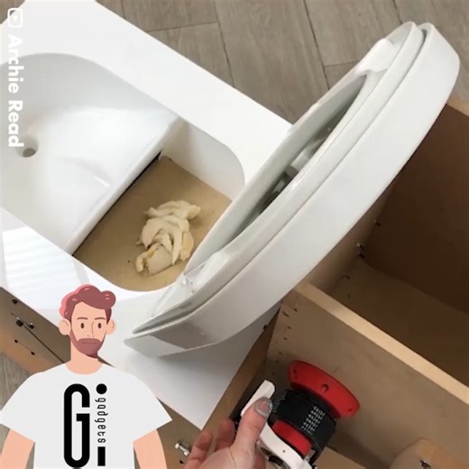 56K views · 322 reactions | This off-grid toilet uses sands to work....