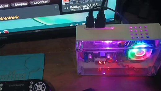 Samsung dex support #samsungdex #foryoupage #DIY #tanding #dexbuilder Samsung DeX / Mini PC আপনার পড়ে থাকা নষ্ট বা অব্যবহৃত Samsung ফোন দিয়েই আপনিও বানিয়ে নিতে পারেন Samsung DeX Mini PC 💻 মিনি পিসি বানাতে চাইলে ইনবক্সে নক করুন 📩 আমাদের TikTok আইডিতে নিয়মিত নতুন নতুন ভিডিও আপলোড করা হয়— ভিডিও দেখে পছন্দ হলে, আপনার মনমতো সেটআপ করে নিতে পারবেন। বানাতে চাইলে বা বিস্তারিত জানতে এখনই নক করুন ✅