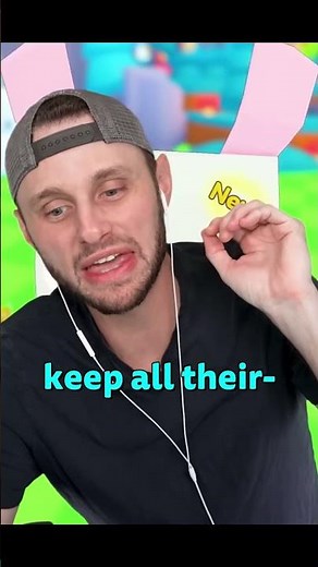 SSundee's friends talks about random stuff when he goes afk