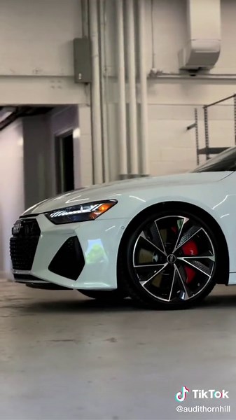 Luxurious Audi RS7 Sportback Review