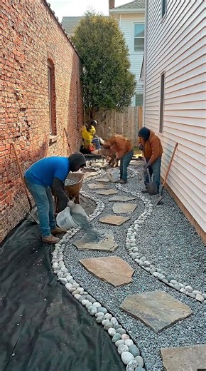 Weekend Landscaping Hack: Winding Gravel Path + Stone Flower art 🌸