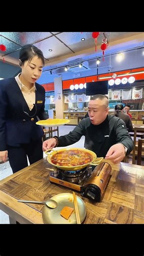 满级人类的神级预判，熟练的让人心疼