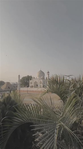 Cineframes | Imran Aktar on Instagram: "Detail CapCut Adjustments ⬇️ Save this Combination for later 📒 Follow & comment “CapCut Pro” to get the latest CapCut Pro version with all Pro effects & filters unlocked. Effects Used : & Filters Used: 1- God Rays + 2- Dreamy Glow + 3- Universal Sunset Filters Used : Oppenheimer(Filter) + Hasselblad 2 (Filter) Join my Broadcast Channel for advanced editing assets and much more. link in my bio 🎬 #capcut #capcuttutorial #capcutedits #colourgrading #trendin