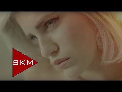 Cenk Eren - Kadınım (Official Video)