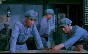 《四渡赤水》中的101执行中央命令比《大决战》老实多了