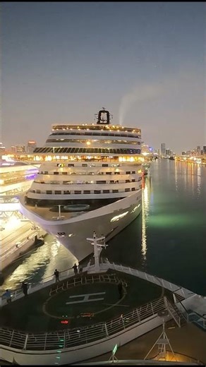 Cruise Ship Arrives in Miami at Night | Stunning Timelapse
